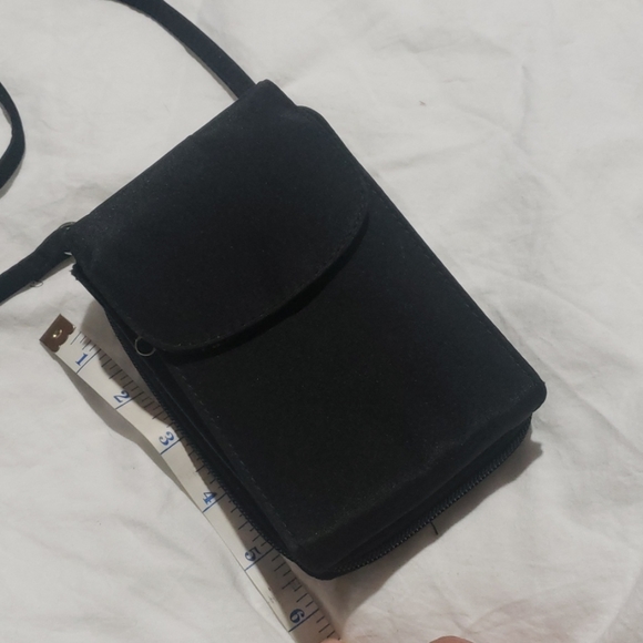 NWOT❤ Simply GO Crossbody organizer - Picture 1 of 7